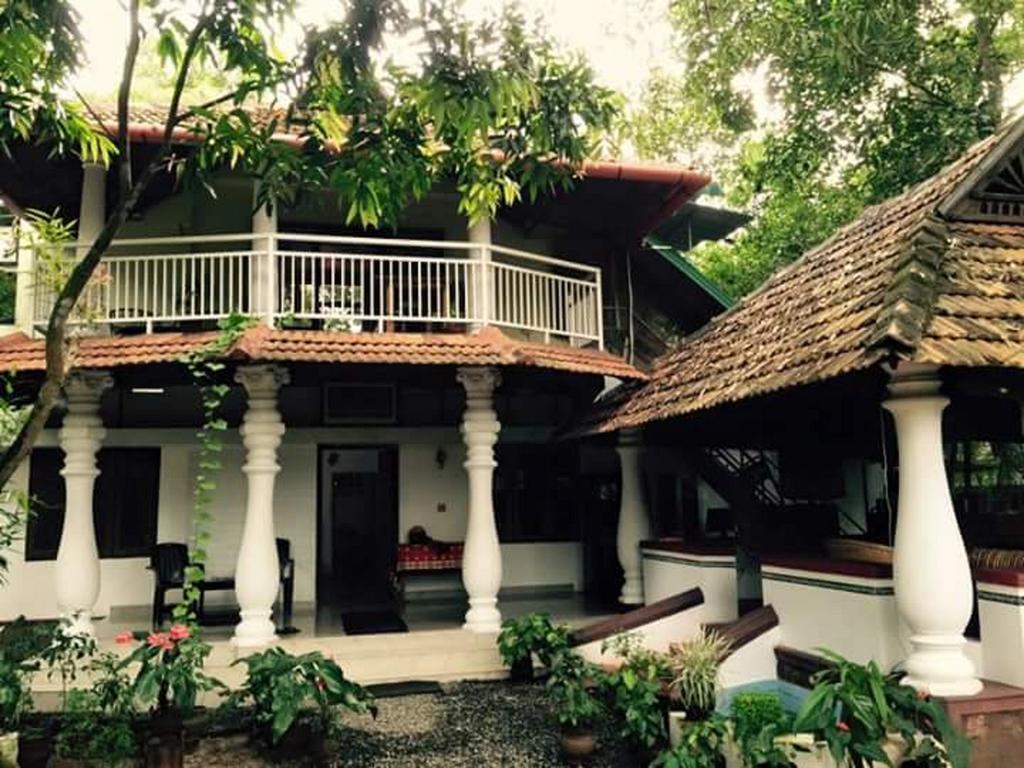 Вилла Marari Dreamz Alappuzha Экстерьер фото